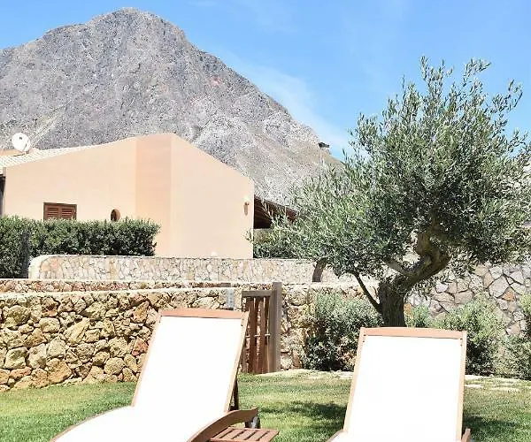Holiday home Dimore Damare Baia Cornino Custonaci